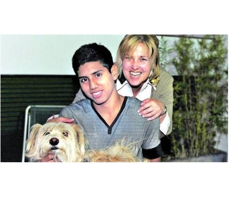“Animarse a un adolescente fue re buena elección”, Clarín, Febrero 2014