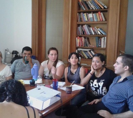 Encuentro virtual de egresados argentinos con sus pares de EE.UU.