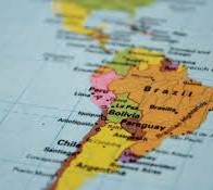 Nueva investigación regional: ¿Cómo se acompaña el pasaje del sistema de cuidados alternativos a la vida adulta en América Latina?