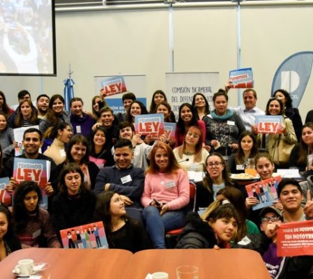 Jóvenes de todo el país presentaron sus propuestas en el Congreso