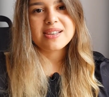 Entrevista a Evelin, egresada de Hogares - Telam